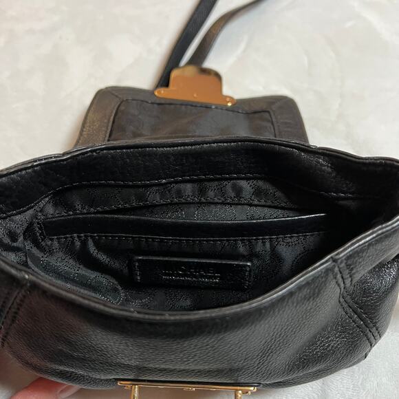 Michael Kors Charlton Leather Crossbody Handbag Gold Buckle Adjustable Strap - Picture 5 of 7